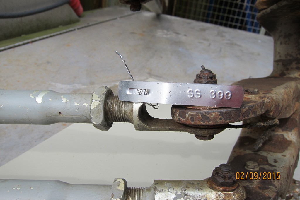 We often provide the parts in a system of unique numbers. Here, a push rod belonging to one aileron crank